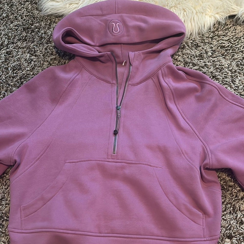 lululemon scuba in color pink velvet